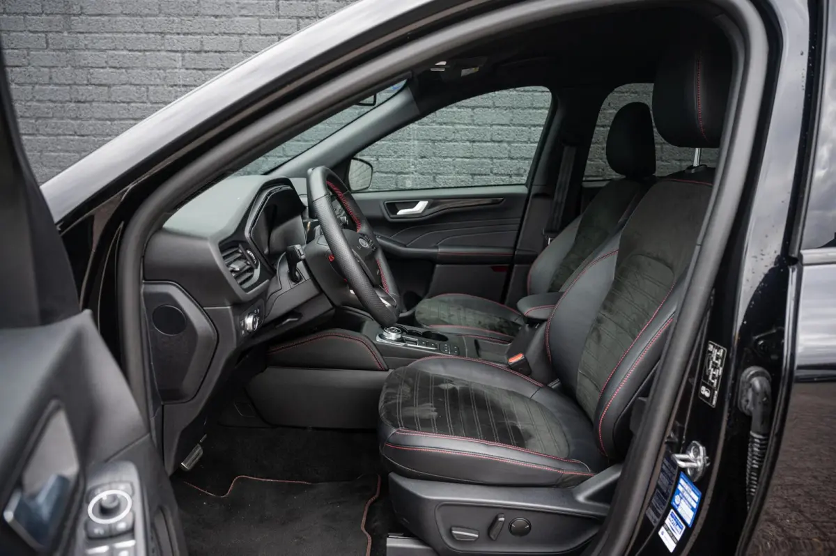2.5 PHEV ST-Line X PANO TREKHAAK ADAPTIVE CRUISE HEAD UP CAMERA STUURVERWARMING B&O