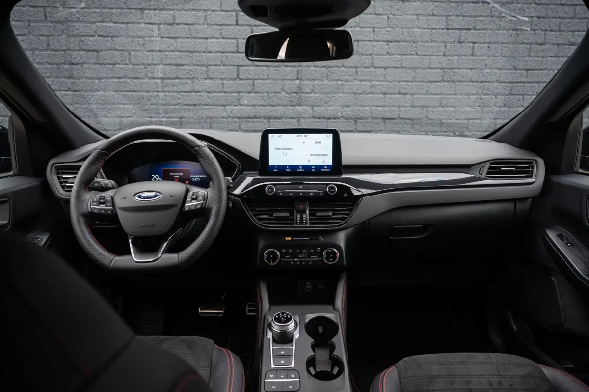 2.5 PHEV ST-Line X PANO TREKHAAK ADAPTIVE CRUISE HEAD UP CAMERA STUURVERWARMING B&O