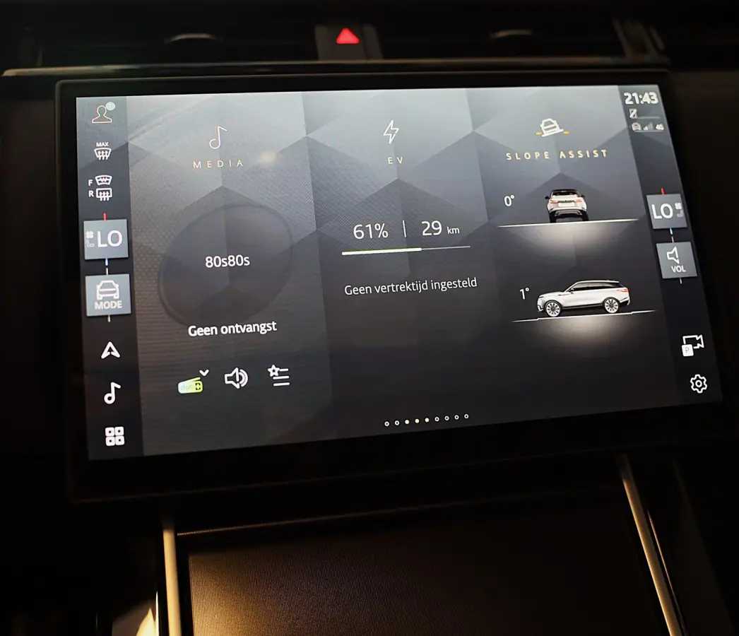 3.0 P400 AWD Dynamic SE MHEV / Batumi Gold / Acc / Lane Assist / Dode Hoek / 360 Camera / Leder /Pano