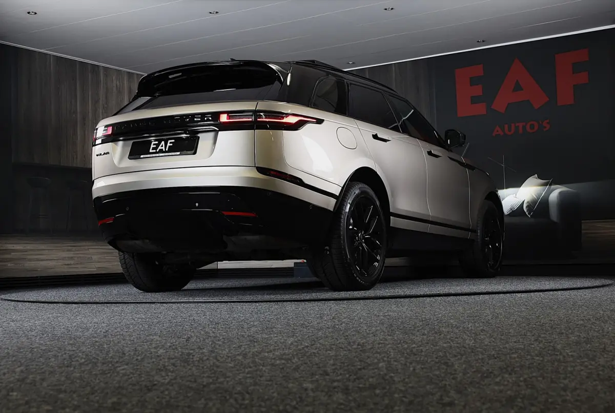 3.0 P400 AWD Dynamic SE MHEV / Batumi Gold / Acc / Lane Assist / Dode Hoek / 360 Camera / Leder /Pano