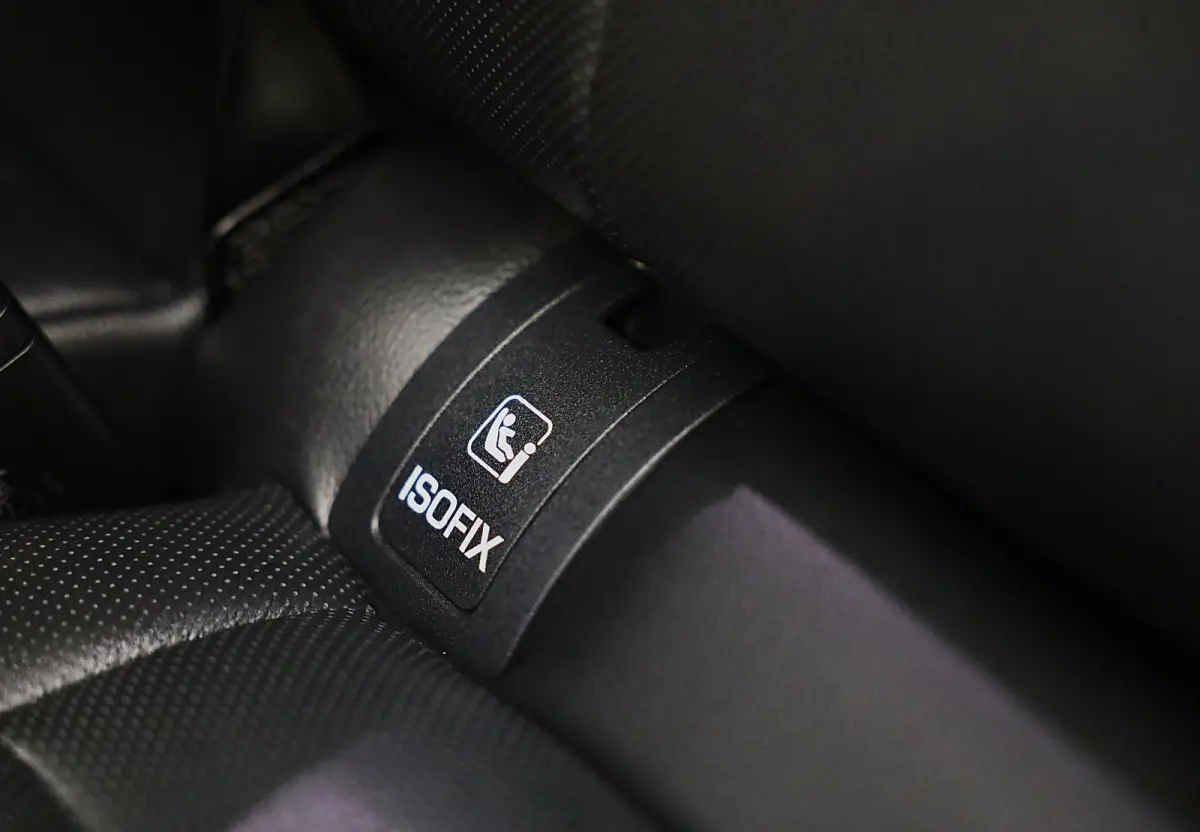 3.0 P400 AWD Dynamic SE MHEV / Batumi Gold / Acc / Lane Assist / Dode Hoek / 360 Camera / Leder /Pano