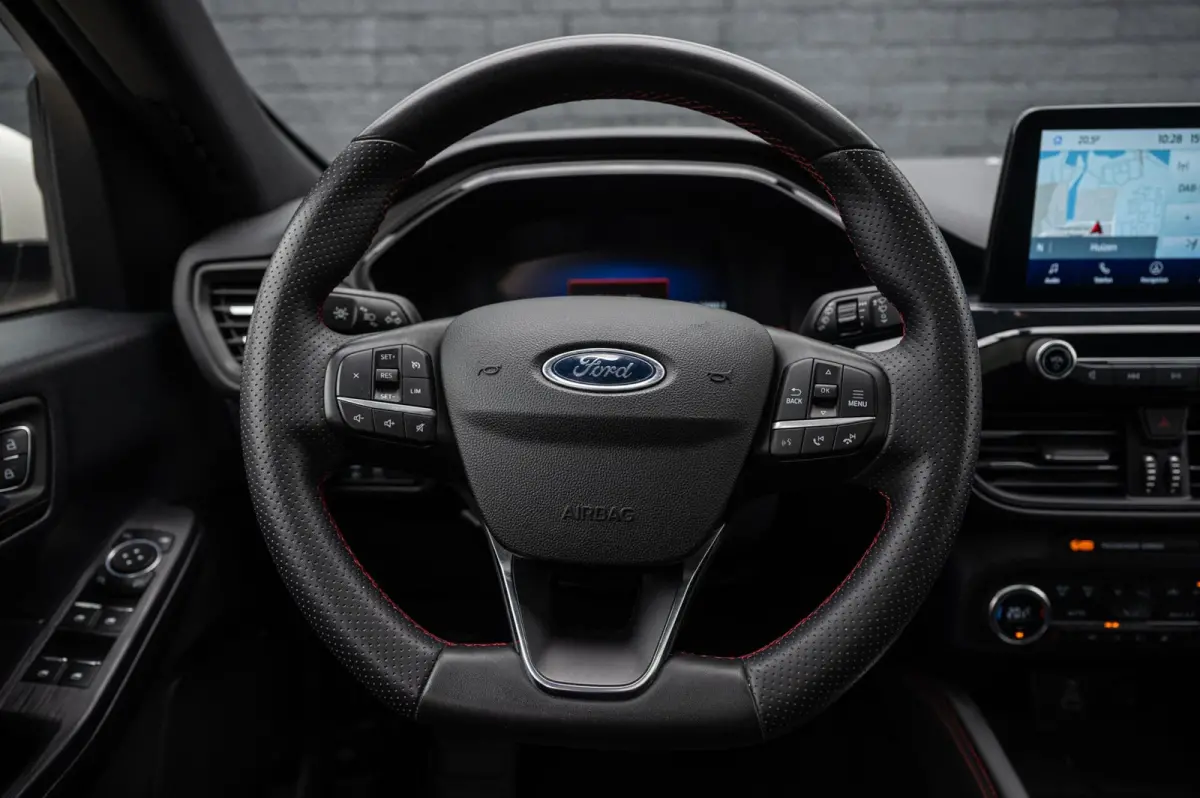 2.5 PHEV ST-Line X PANO TREKHAAK CRUISE HEAD UP CAMERA STUURVERWARMING B&O