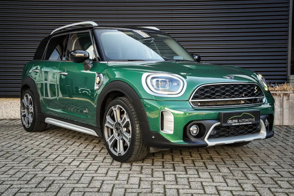 1.5 Cooper ALL4 Untamed Edition | Pano | Carplay | H&K | H.Leder | ACC | Groen metalic |