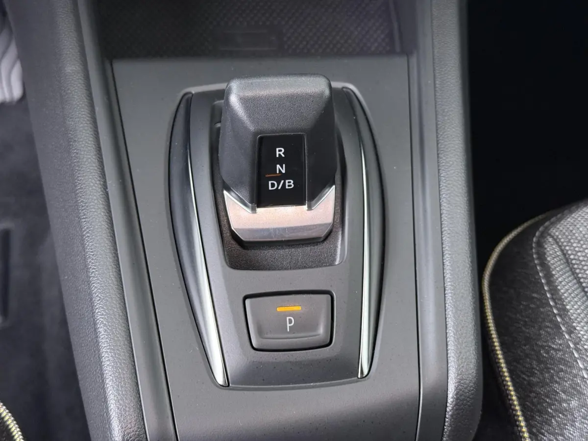 techno full hybrid E-Tech 160 | Google Navigatie | Parkeercamera | Climate Control |