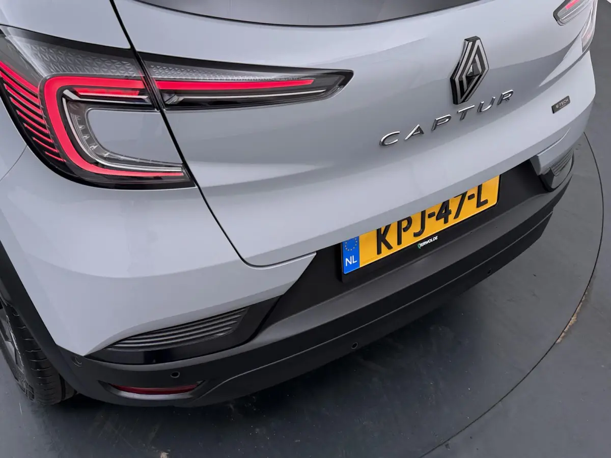techno full hybrid E-Tech 160 | Google Navigatie | Parkeercamera | Climate Control |