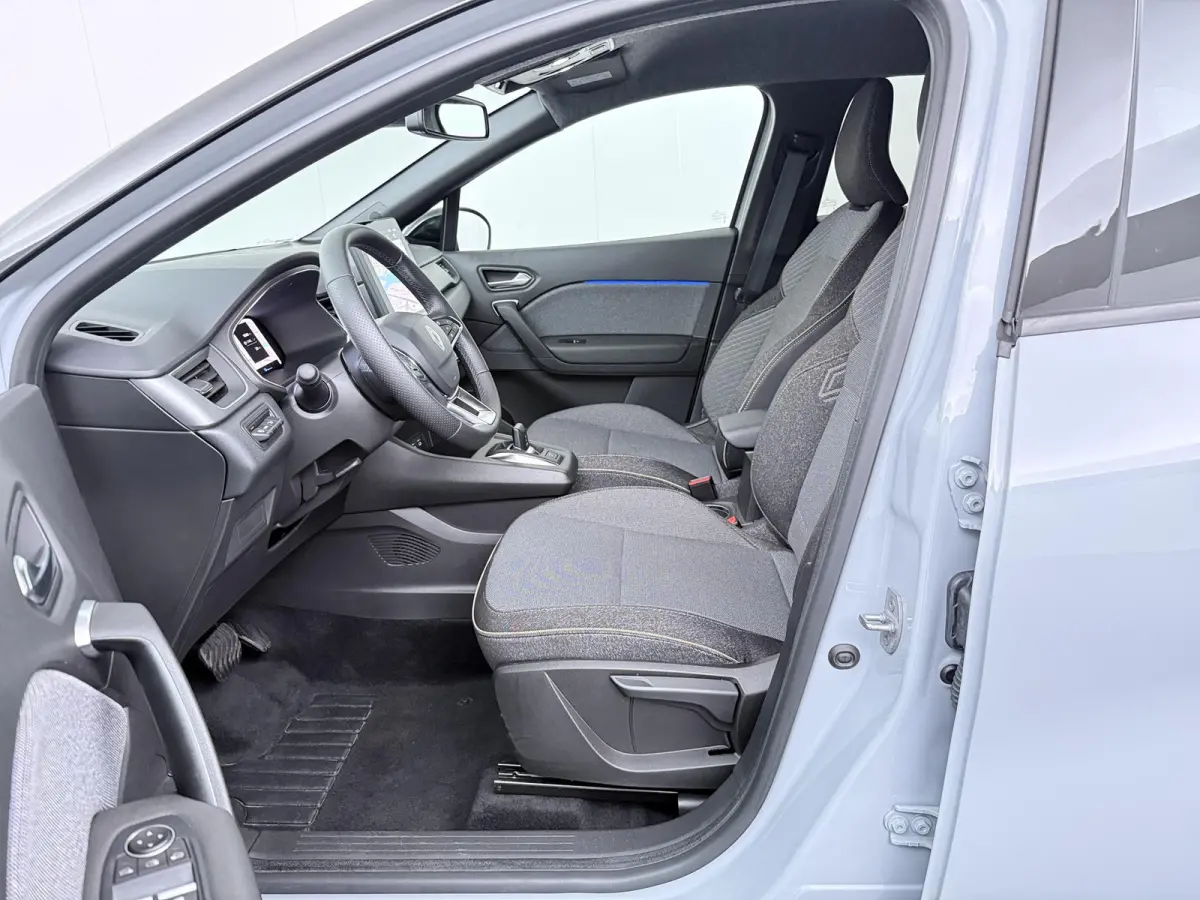 techno full hybrid E-Tech 160 | Google Navigatie | Parkeercamera | Climate Control |