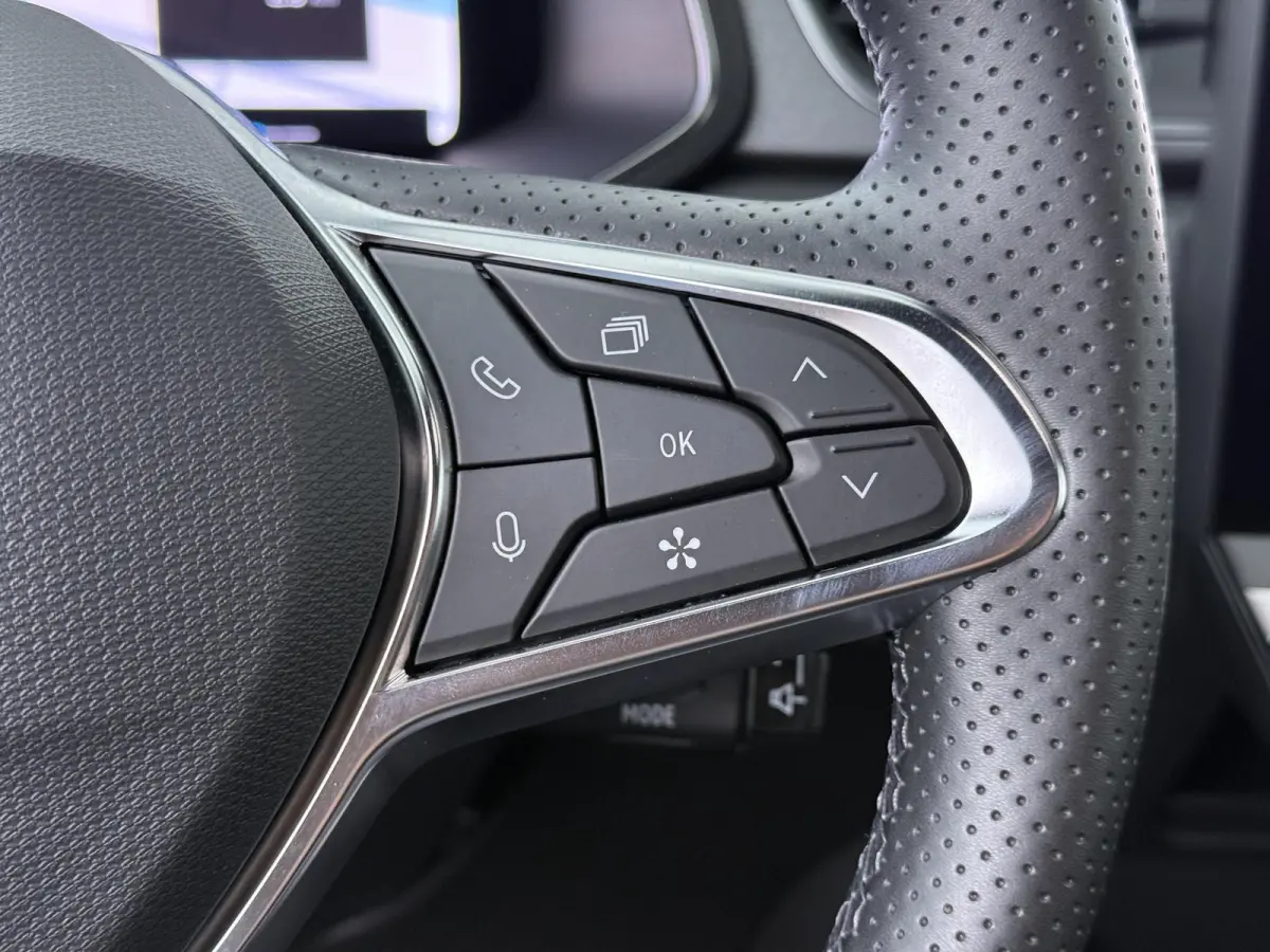 techno full hybrid E-Tech 160 | Google Navigatie | Parkeercamera | Climate Control |