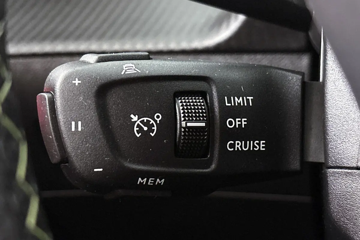 1.2 Hybrid 145 e-DCS6 GT Achteruitrijcamera Keyless Apple CarPlay