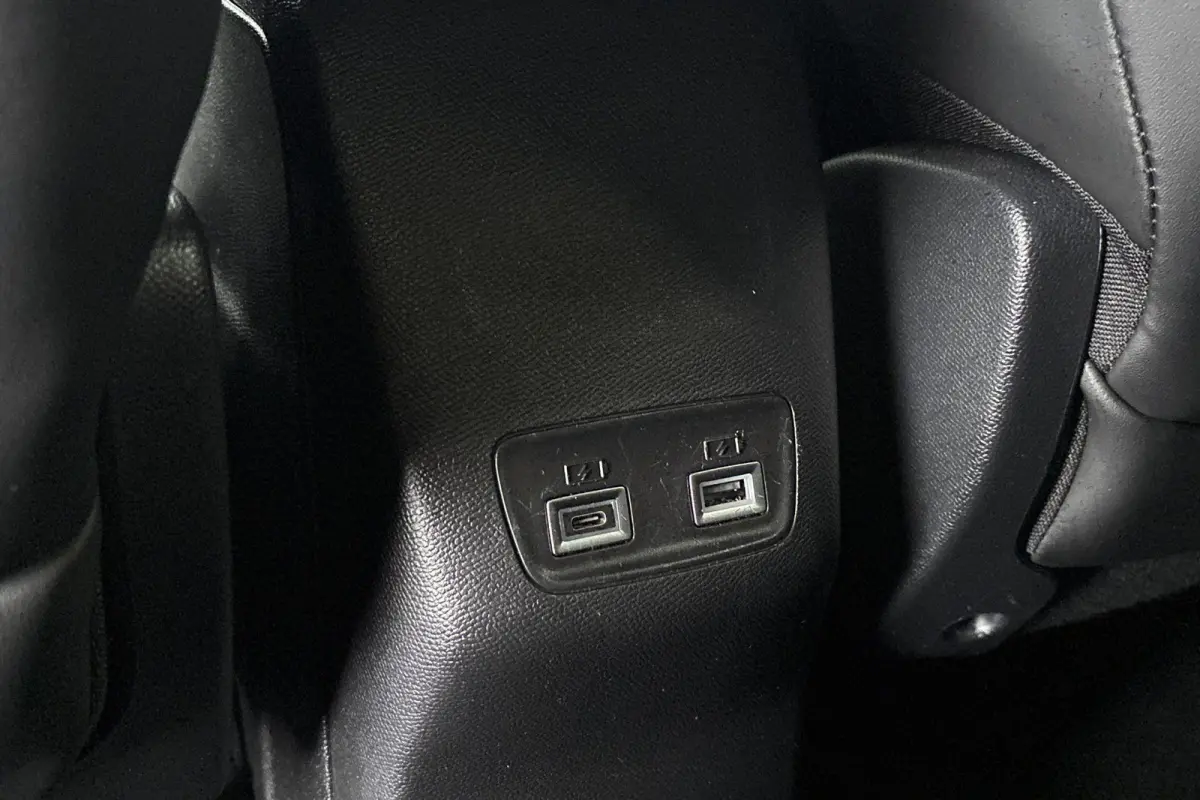 1.2 Hybrid 145 e-DCS6 GT Achteruitrijcamera Keyless Apple CarPlay