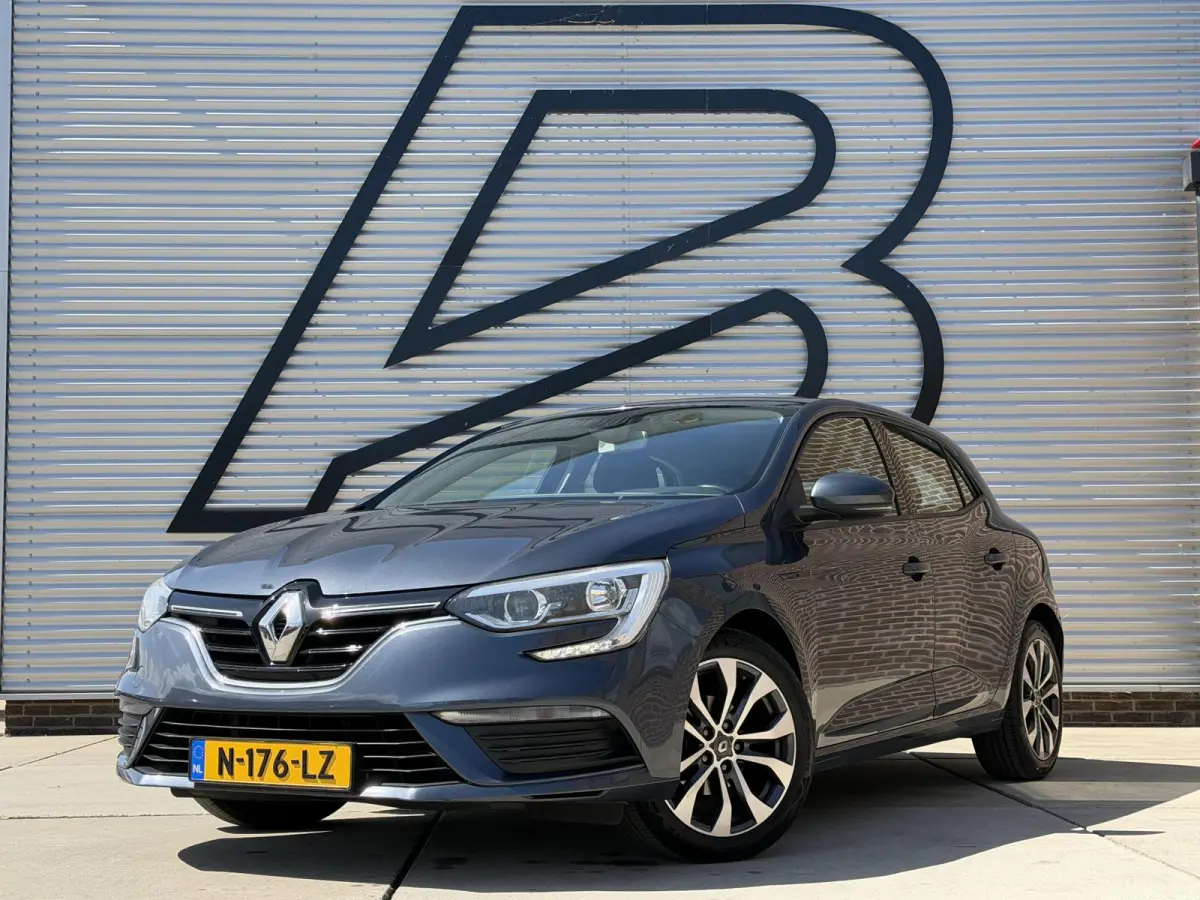 1.2 TCe Limited 2e Eigenaar|Carplay|D-riem vv in 2024|PDC|Clima|Cruise|APK tot 01-2027