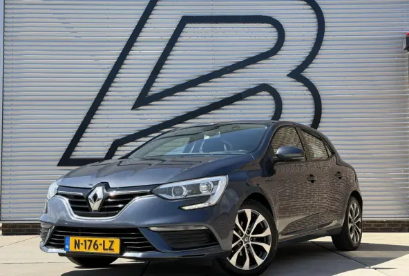 1.2 TCe Limited 2e Eigenaar|Carplay|D-riem vv in 2024|PDC|Clima|Cruise|APK tot 01-2027