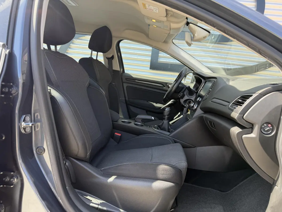 1.2 TCe Limited 2e Eigenaar|Carplay|D-riem vv in 2024|PDC|Clima|Cruise|APK tot 01-2027