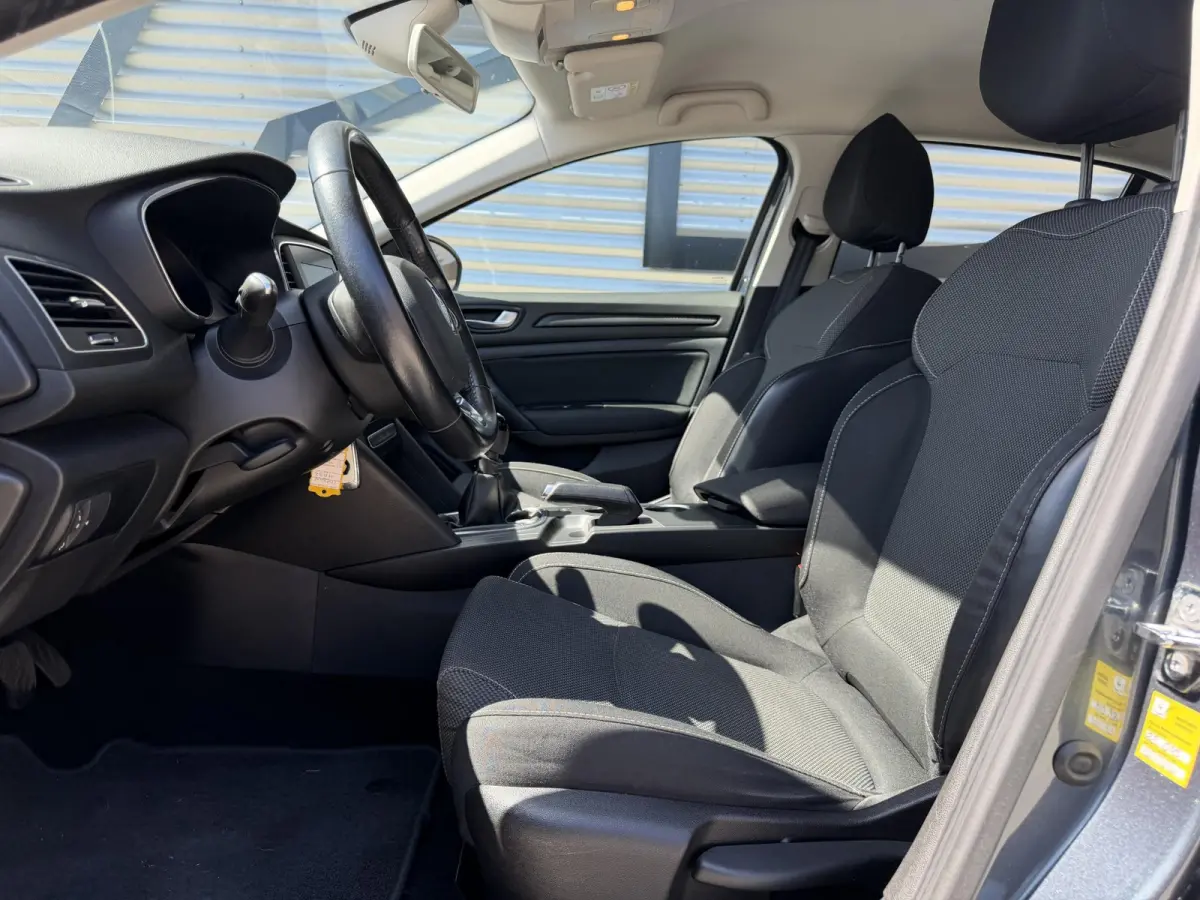 1.2 TCe Limited 2e Eigenaar|Carplay|D-riem vv in 2024|PDC|Clima|Cruise|APK tot 01-2027