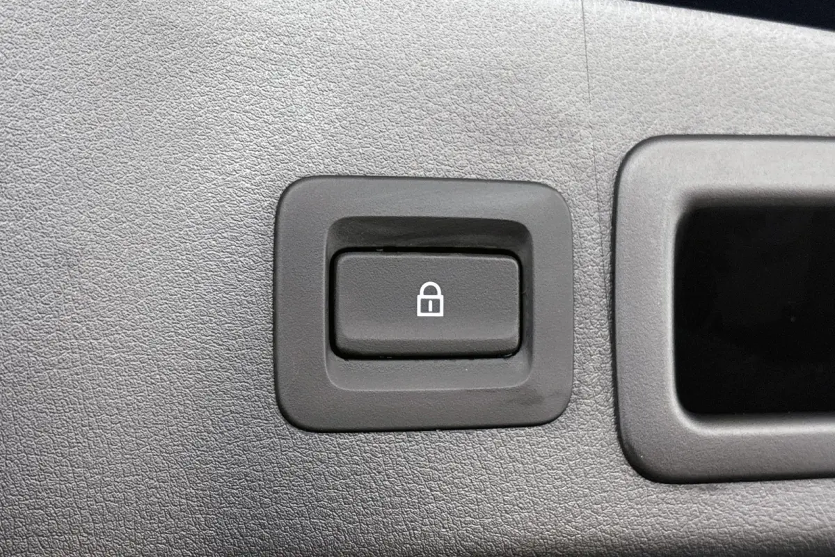 2.0 e-SkyActiv-G M Hybrid 150 Sportive Trekhaak BOSE Stuur-Stoelverwarming Camera Apple CarPlay