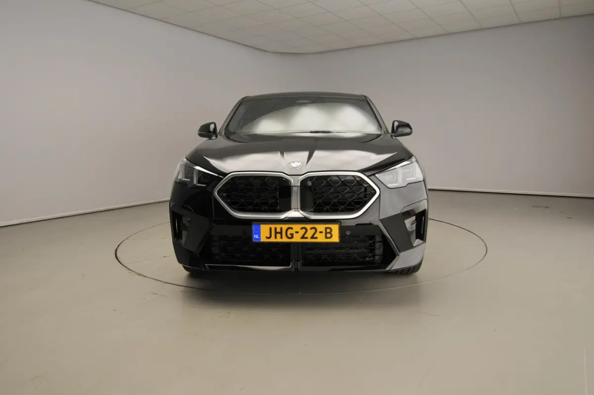 sDrive20i | M-Sportpakket | LED | Leder | Navigatie | Sportstoelen | Stoelverwarming | DAB | Alu 19 inch