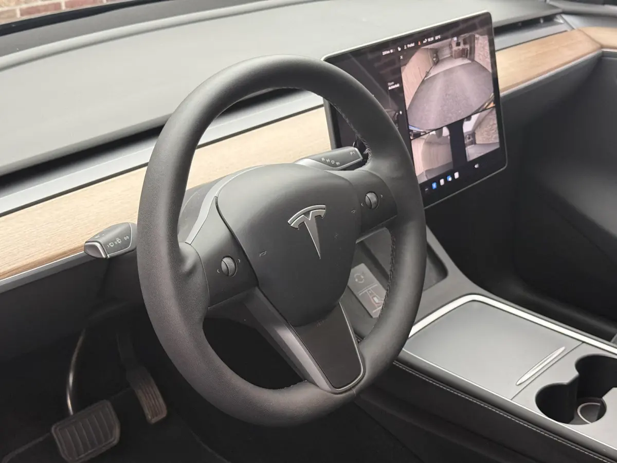 Long Range AWD 75 kWh