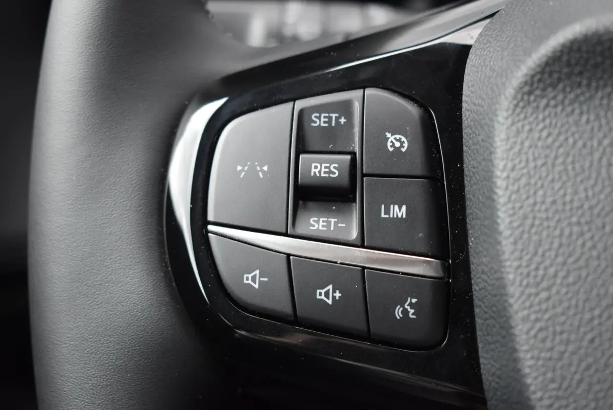 1.0 EcoBoost Titanium | Demo | Climate Control | Cruise Control | Winterpakket | Comfort Pack | Achteruitrijcamera | Apple Carplay/Android Auto |