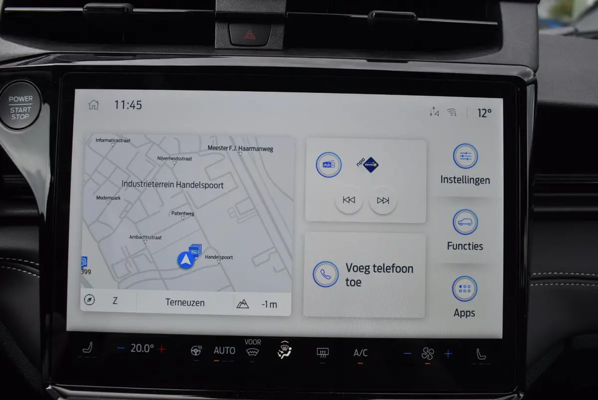 1.0 EcoBoost Titanium | Demo | Climate Control | Cruise Control | Winterpakket | Comfort Pack | Achteruitrijcamera | Apple Carplay/Android Auto |