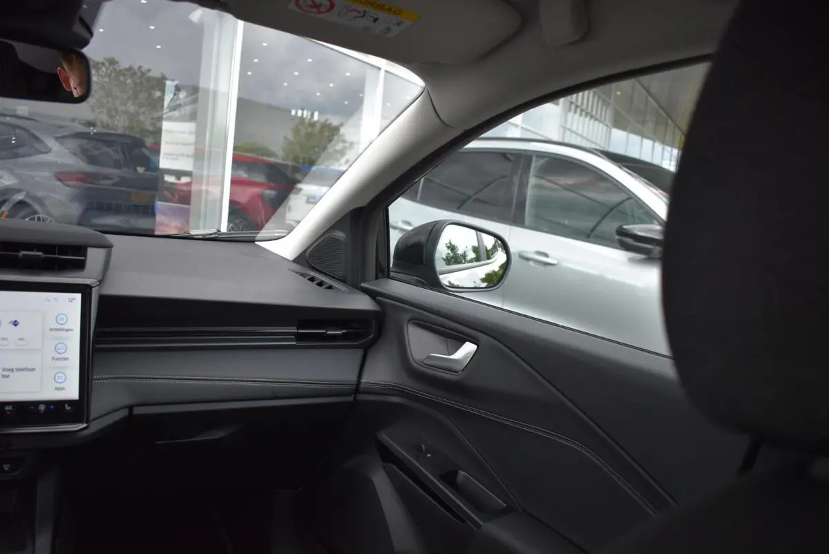 1.0 EcoBoost Titanium | Demo | Climate Control | Cruise Control | Winterpakket | Comfort Pack | Achteruitrijcamera | Apple Carplay/Android Auto |
