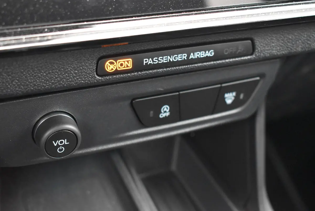 1.0 EcoBoost Titanium | Demo | Climate Control | Cruise Control | Winterpakket | Comfort Pack | Achteruitrijcamera | Apple Carplay/Android Auto |