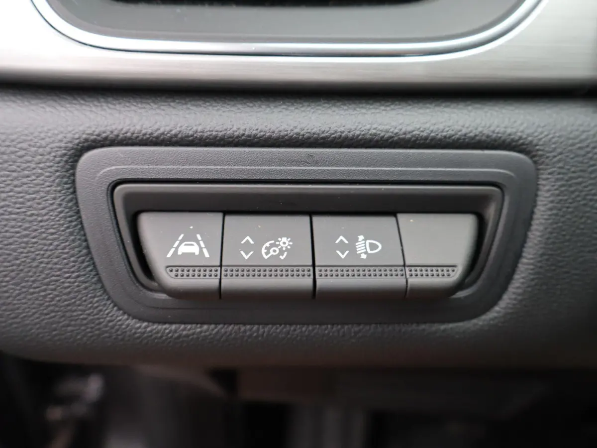 TCe 90 GPF Intens | Apple Carplay/Android Auto | Parkeercamera |