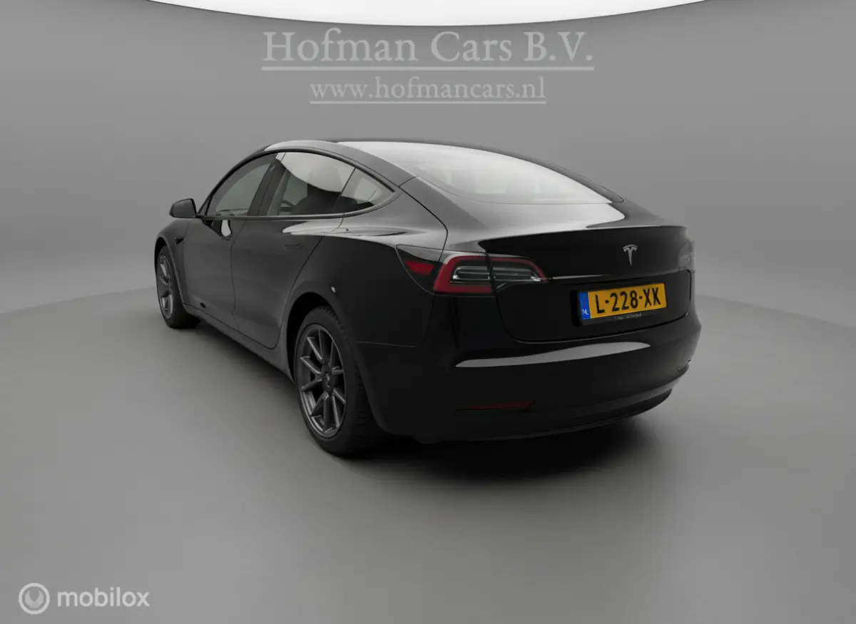 Standard Range RWD Plus 60 kWh | LFP | Warmtepomp | NL Auto | Incl. BTW | APK 08-2027