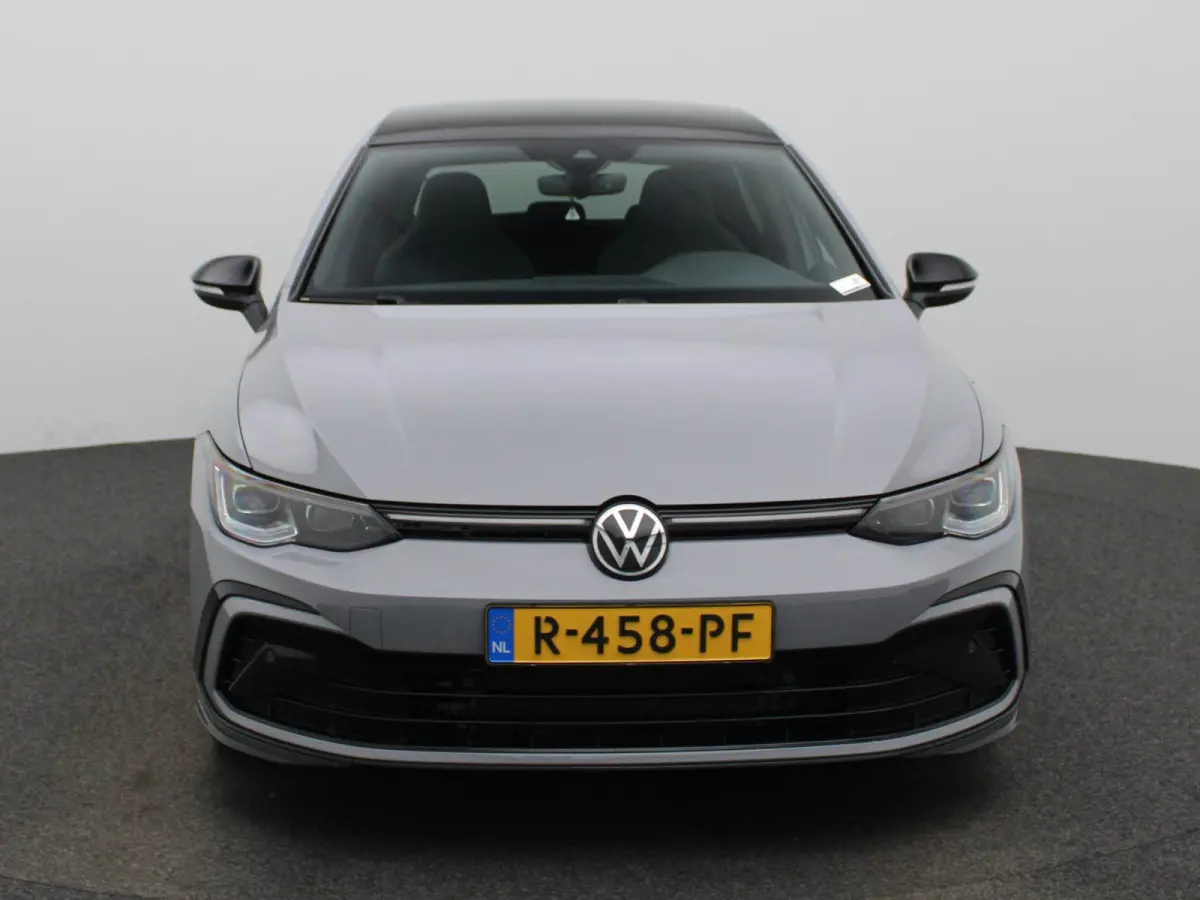 2.0 TSI R-Line Panoramisch Schuif Kanteldak | Stoelverwarming | Stuurwiel Verwarming | Climate Control | Apple Carplay | Android Auto | Bluetooth | Cruise Control Adaptief | Full-LED Koplamp
