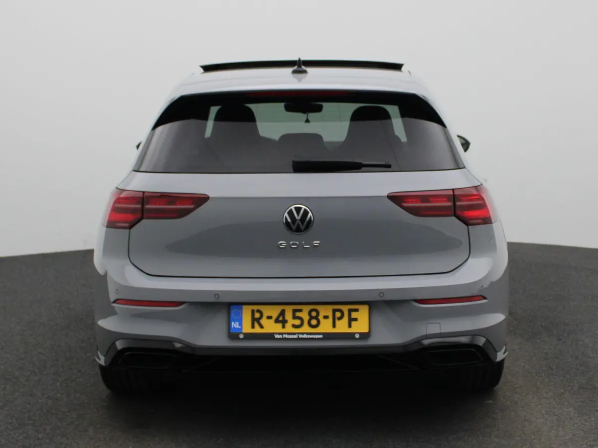 2.0 TSI R-Line Panoramisch Schuif Kanteldak | Stoelverwarming | Stuurwiel Verwarming | Climate Control | Apple Carplay | Android Auto | Bluetooth | Cruise Control Adaptief | Full-LED Koplamp