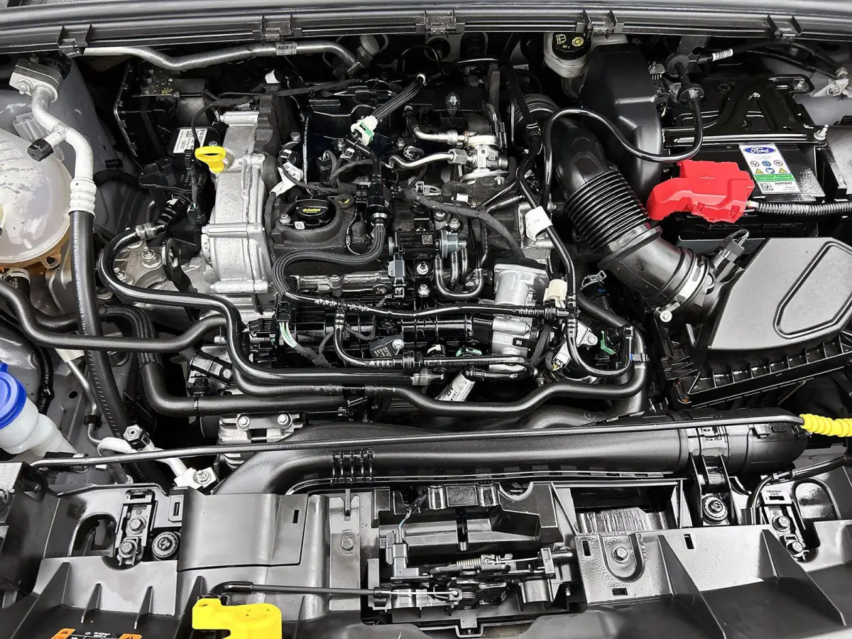1.0 EcoBoost ST-Line X Aut. | B&O Soundsystem | Camera | Apple carplay | Winterpack | Adaptive Cruise | Bliss