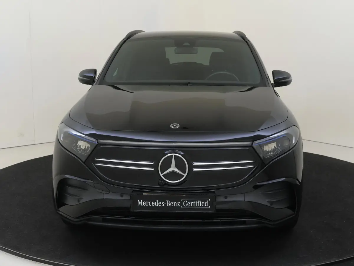 250 Business Solution AMG 67 kWh Parkeercamera / Sfeerverlichting / Stoelverwarming / Nightpakket /