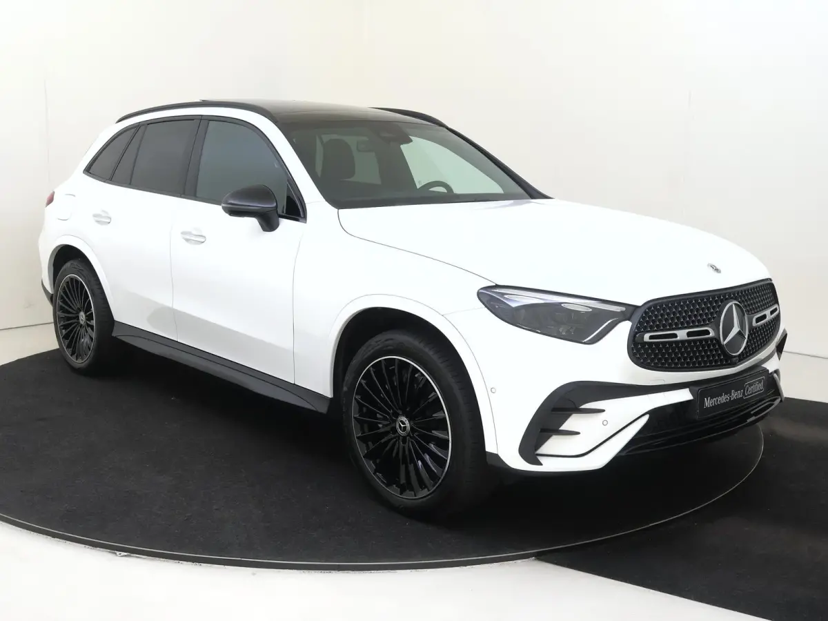 400e 4MATIC AMG Line Premium Plus /Panoramadak /HUD /360 Camera /20 Inch /Nightpakket /Elek Trekhaak
