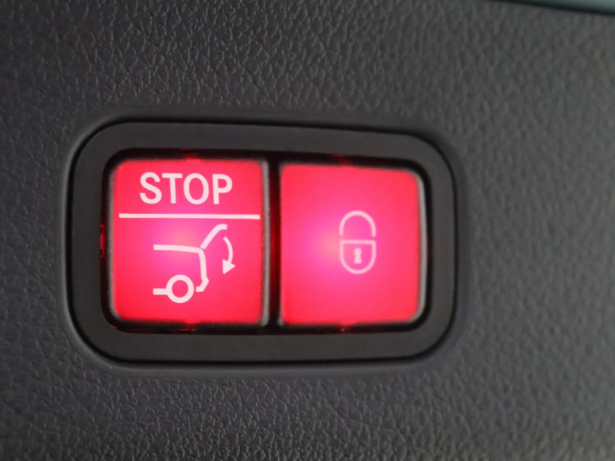 4MATIC Business Solution AMG / Winterpakket / Memory-Stoelen / Headup-Display / Trekhaak / 360Graden-Camera /