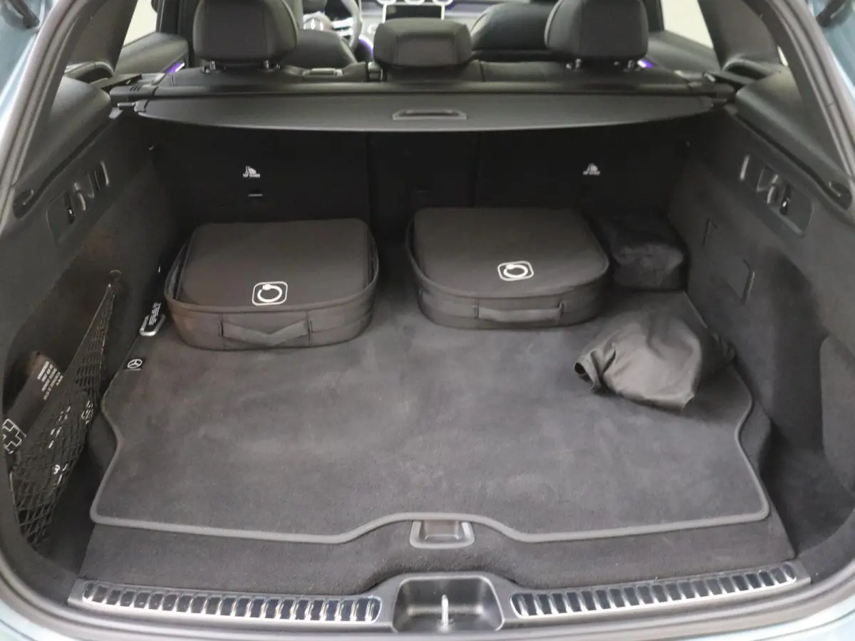 4MATIC Business Solution AMG / Winterpakket / Memory-Stoelen / Headup-Display / Trekhaak / 360Graden-Camera /