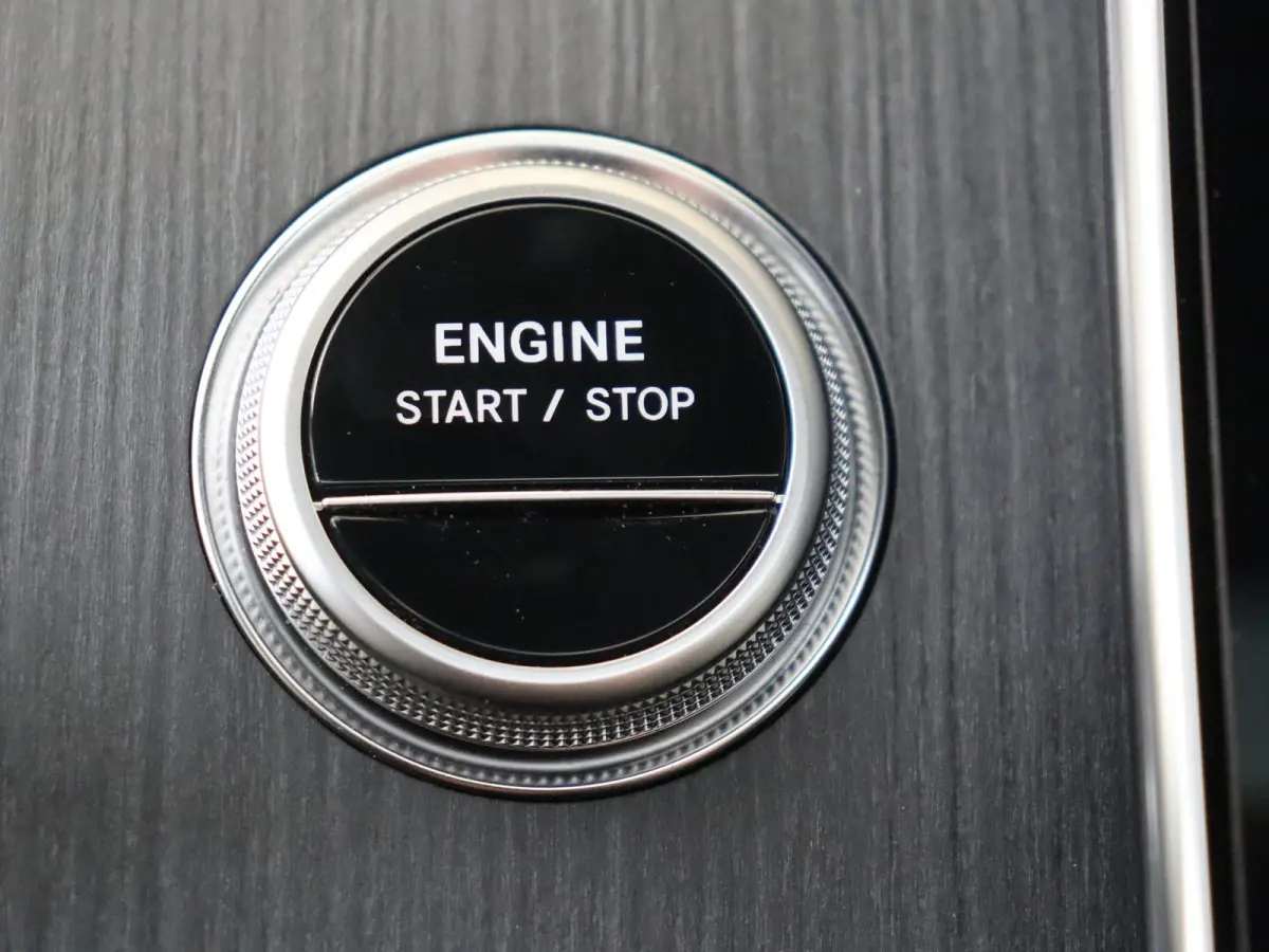 4MATIC Business Solution AMG / Winterpakket / Memory-Stoelen / Headup-Display / Trekhaak / 360Graden-Camera /
