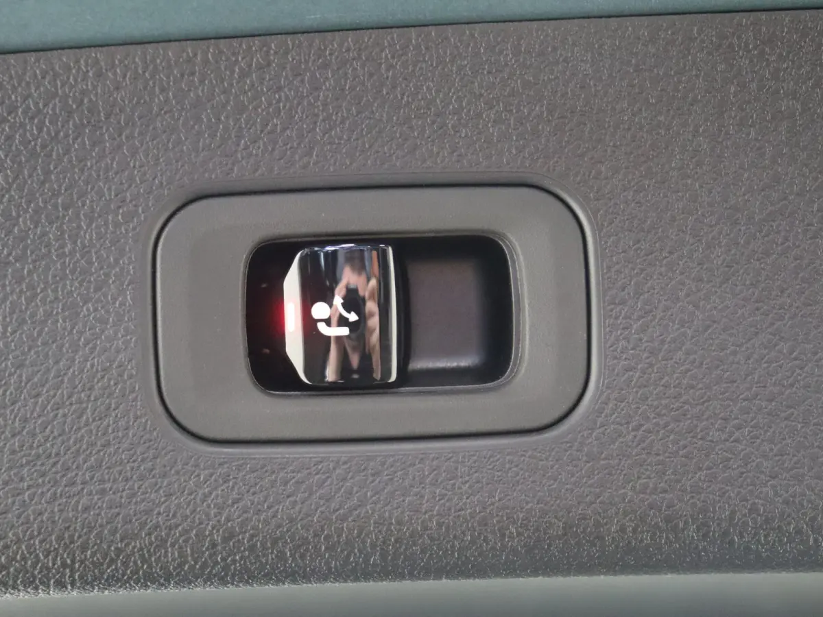 4MATIC Business Solution AMG / Winterpakket / Memory-Stoelen / Headup-Display / Trekhaak / 360Graden-Camera /