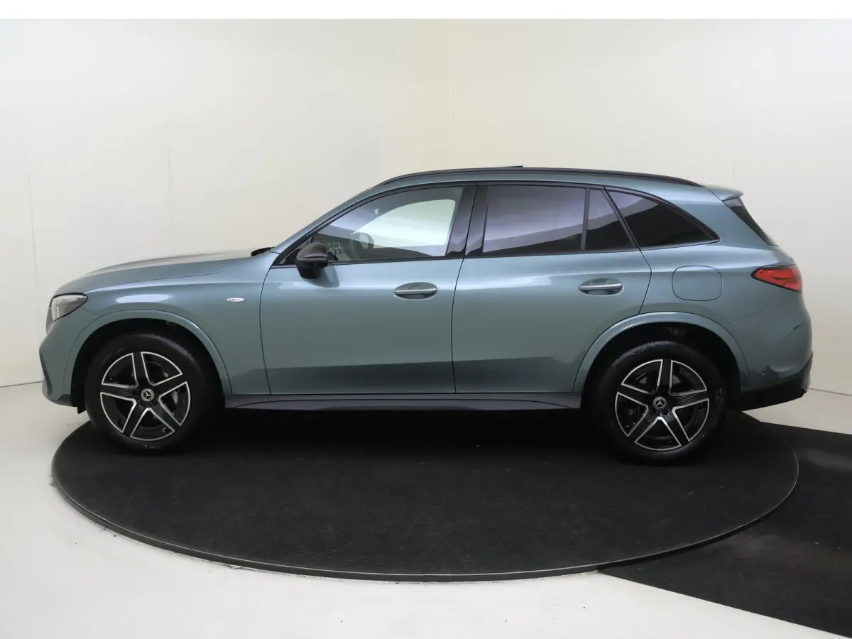 4MATIC Business Solution AMG / Winterpakket / Memory-Stoelen / Headup-Display / Trekhaak / 360Graden-Camera /