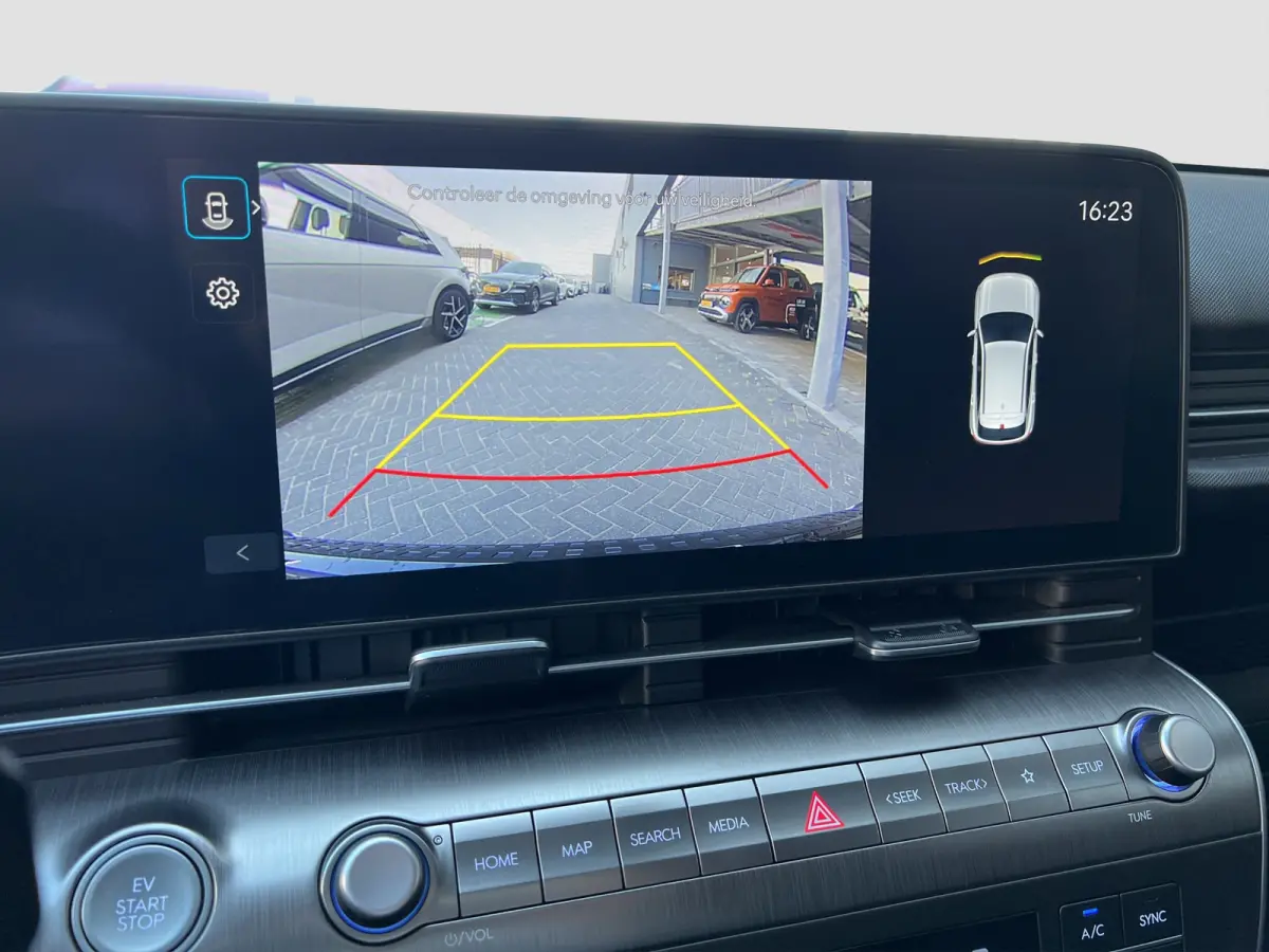 Comfort Smart 65.4 kWh | Camera | Carplay draadloos | Climate control | Adaptive cruise control | Elektrische achterklep | Full LED koplampen | Stuurverwarming | Stoelverwarming | Navigatie 