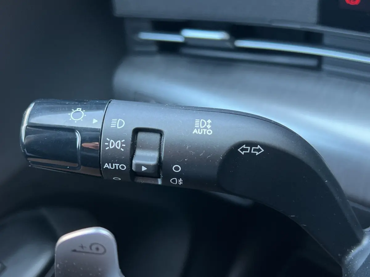 Comfort Smart 65.4 kWh | Camera | Carplay draadloos | Climate control | Adaptive cruise control | Elektrische achterklep | Full LED koplampen | Stuurverwarming | Stoelverwarming | Navigatie 