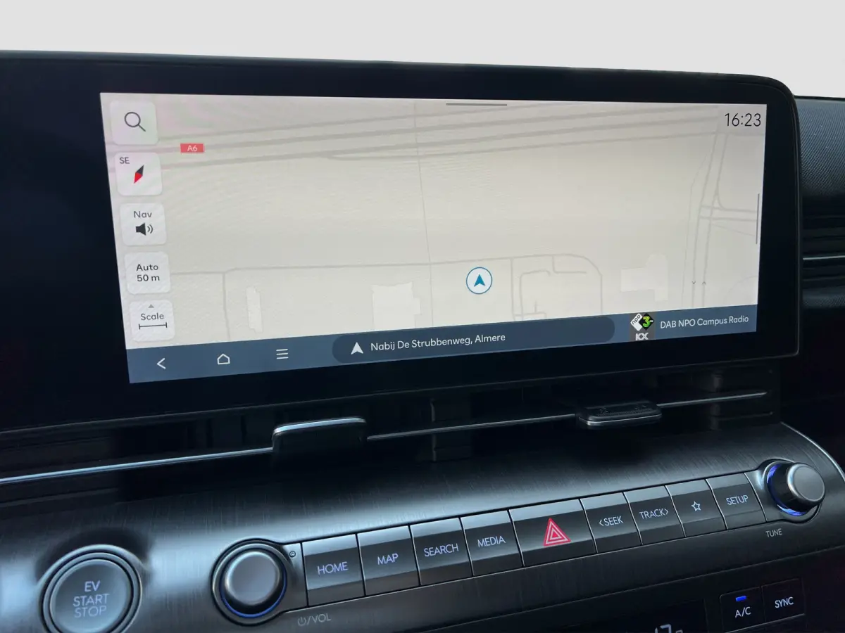 Comfort Smart 65.4 kWh | Camera | Carplay draadloos | Climate control | Adaptive cruise control | Elektrische achterklep | Full LED koplampen | Stuurverwarming | Stoelverwarming | Navigatie 