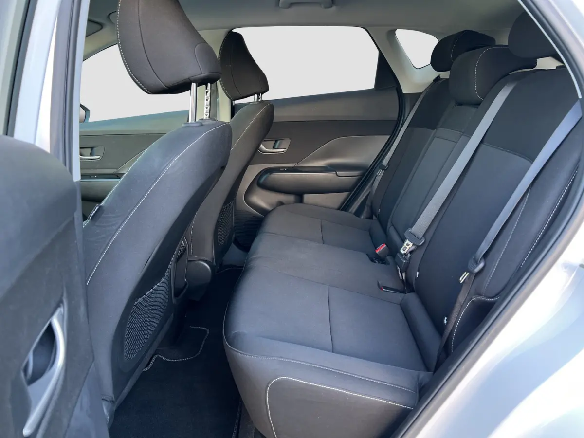 Comfort Smart 65.4 kWh | Camera | Carplay draadloos | Climate control | Adaptive cruise control | Elektrische achterklep | Full LED koplampen | Stuurverwarming | Stoelverwarming | Navigatie 
