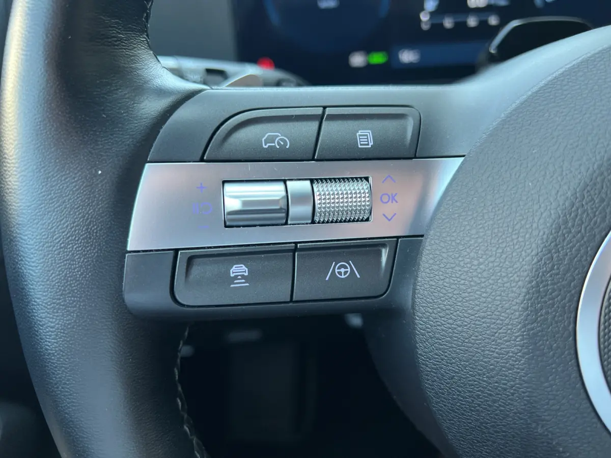 Comfort Smart 65.4 kWh | Camera | Carplay draadloos | Climate control | Adaptive cruise control | Elektrische achterklep | Full LED koplampen | Stuurverwarming | Stoelverwarming | Navigatie 