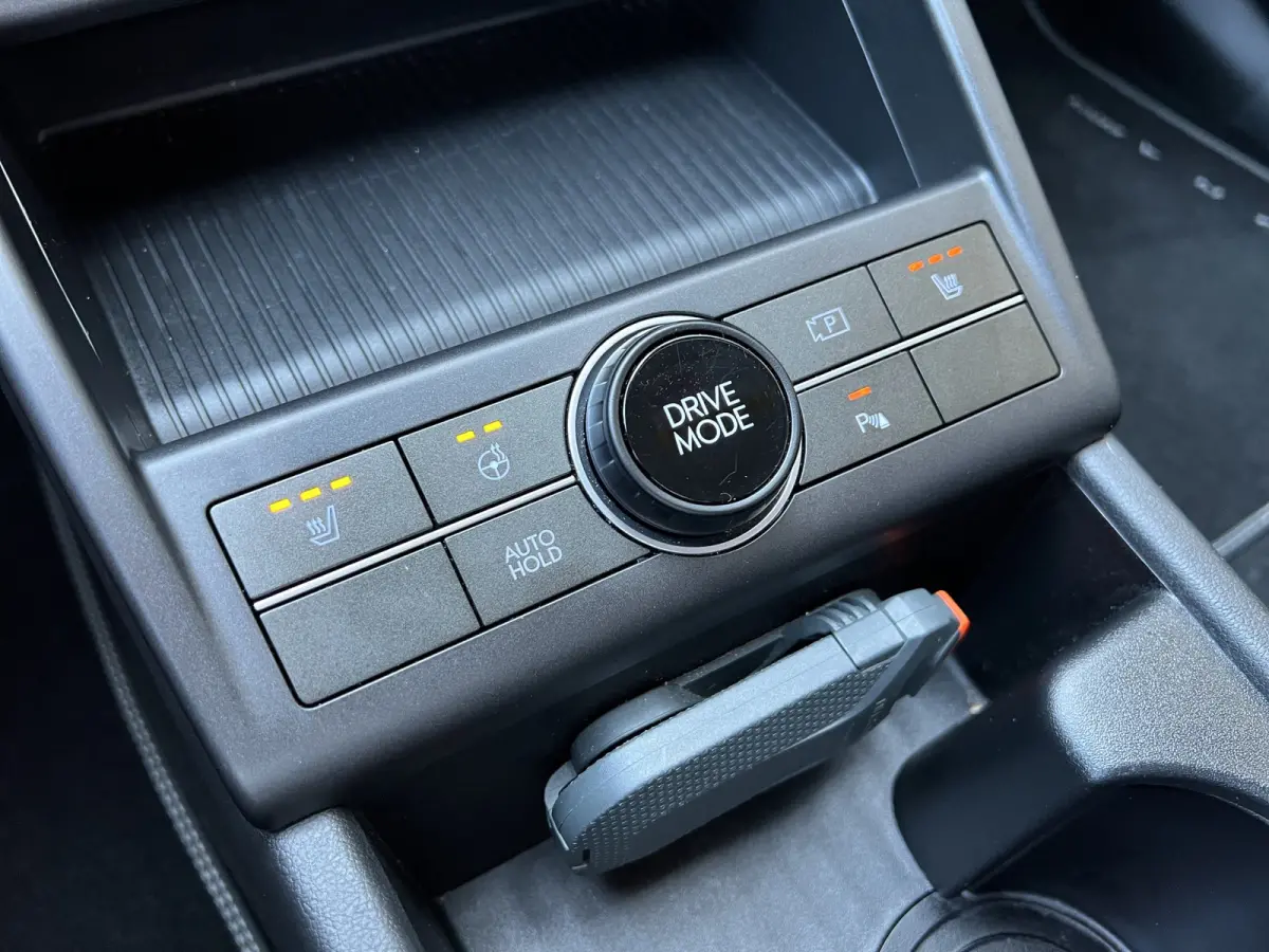 Comfort Smart 65.4 kWh | Camera | Carplay draadloos | Climate control | Adaptive cruise control | Elektrische achterklep | Full LED koplampen | Stuurverwarming | Stoelverwarming | Navigatie 