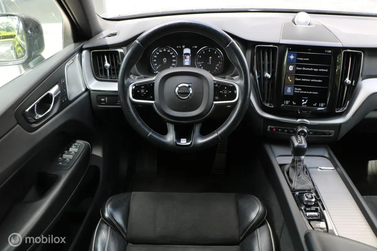 2.0 T6 AWD R-Design | 2018 | Trekhaak | B&W