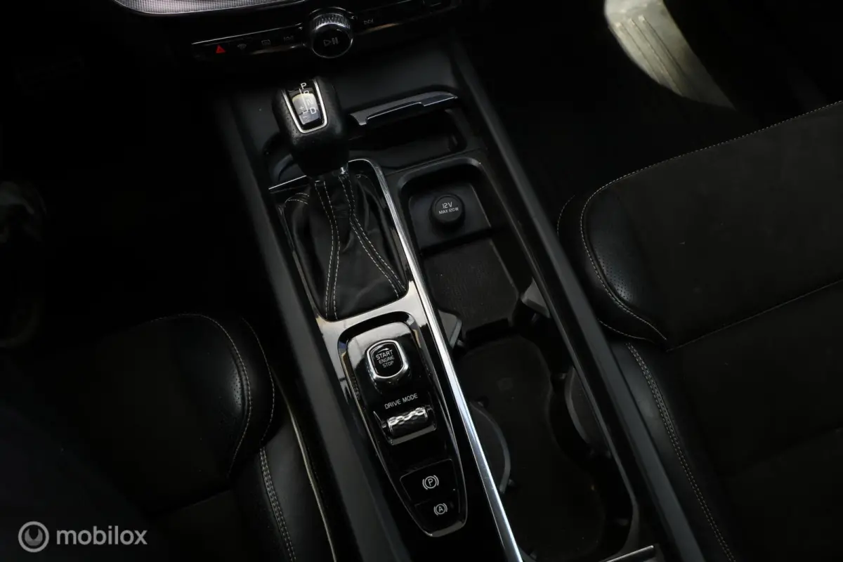 2.0 T6 AWD R-Design | 2018 | Trekhaak | B&W