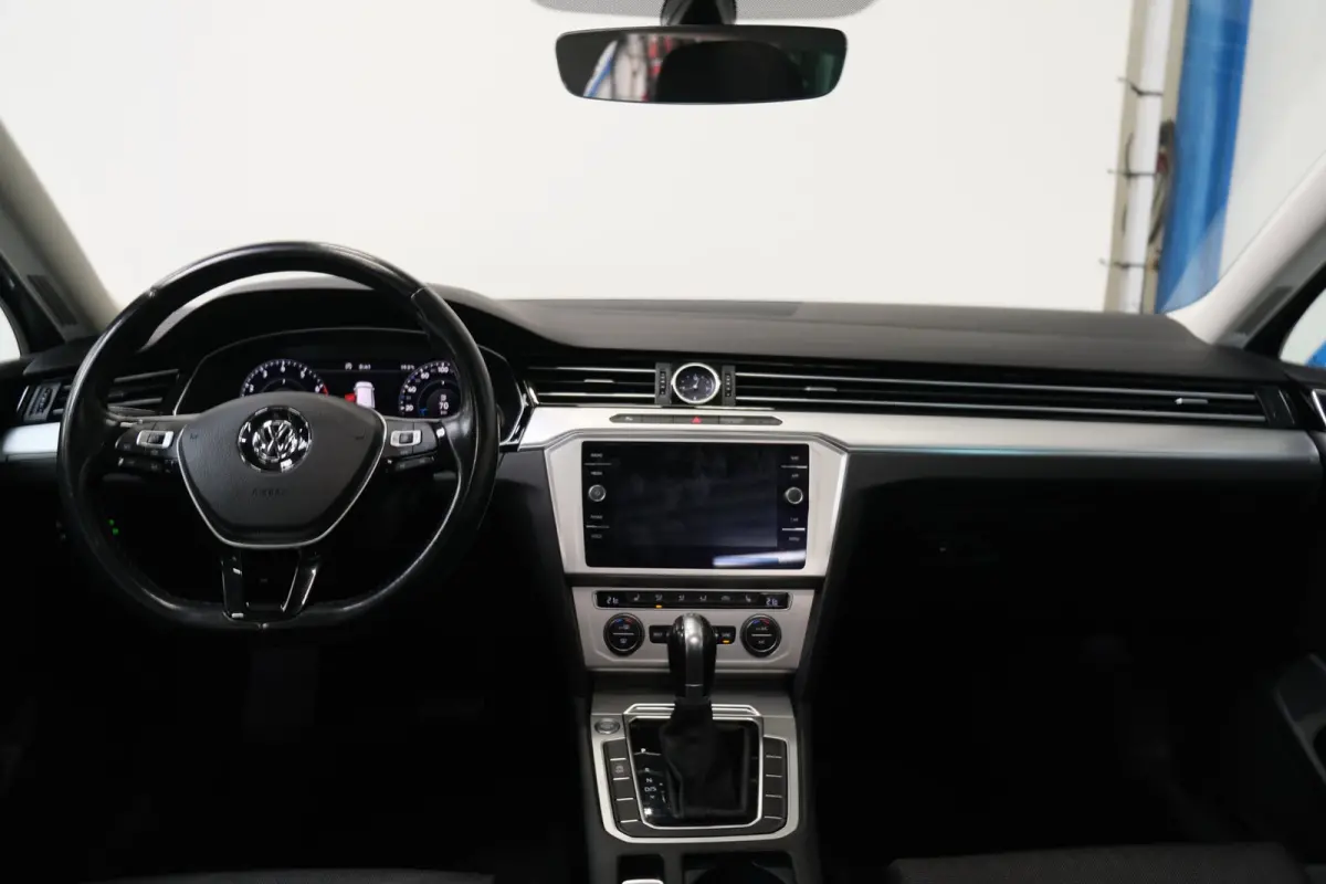 1.5 TSI Comfortline Business Automaat - N.A.P. Airco ,Cruise, Navi, PDC, Carplay, Virtual display.