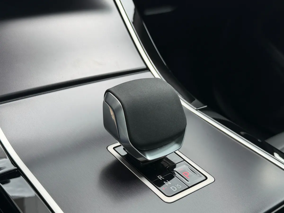 P270e AWD Dynamic Edition | Cold Climate | 360gr Camera | Pano | 20 Inch | Black Pack | Meridian