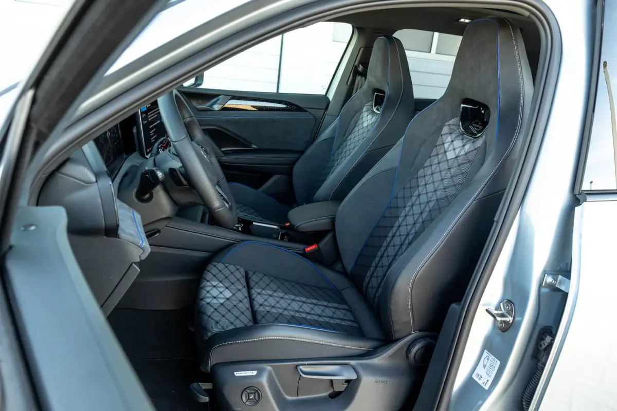 1.5 204pk eHybrid R-Line Edition | Assistentie Pakket Plus | Massage Functie