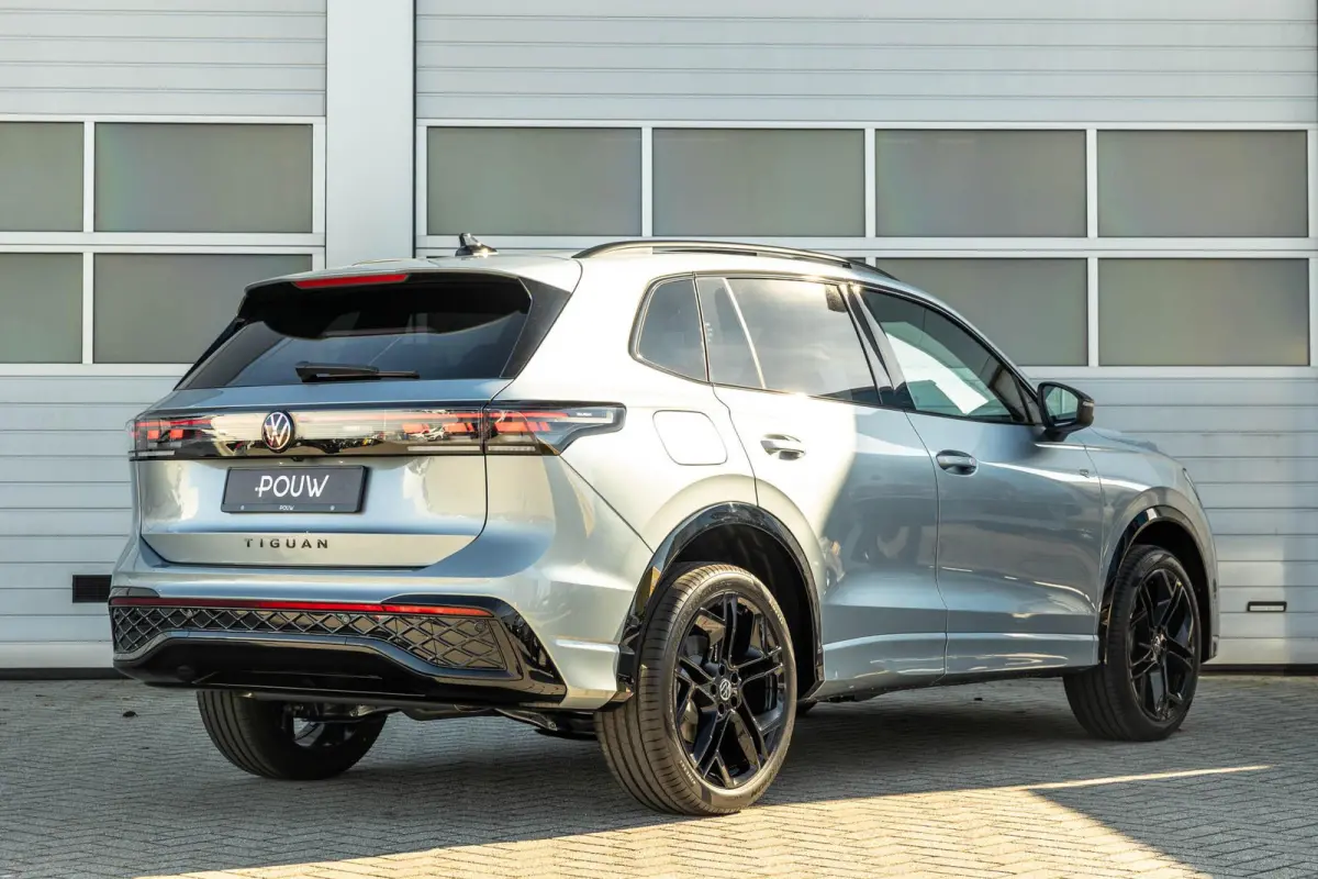 1.5 204pk eHybrid R-Line Edition | Assistentie Pakket Plus | Massage Functie