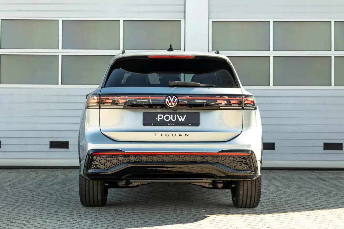 1.5 204pk eHybrid R-Line Edition | Assistentie Pakket Plus | Massage Functie