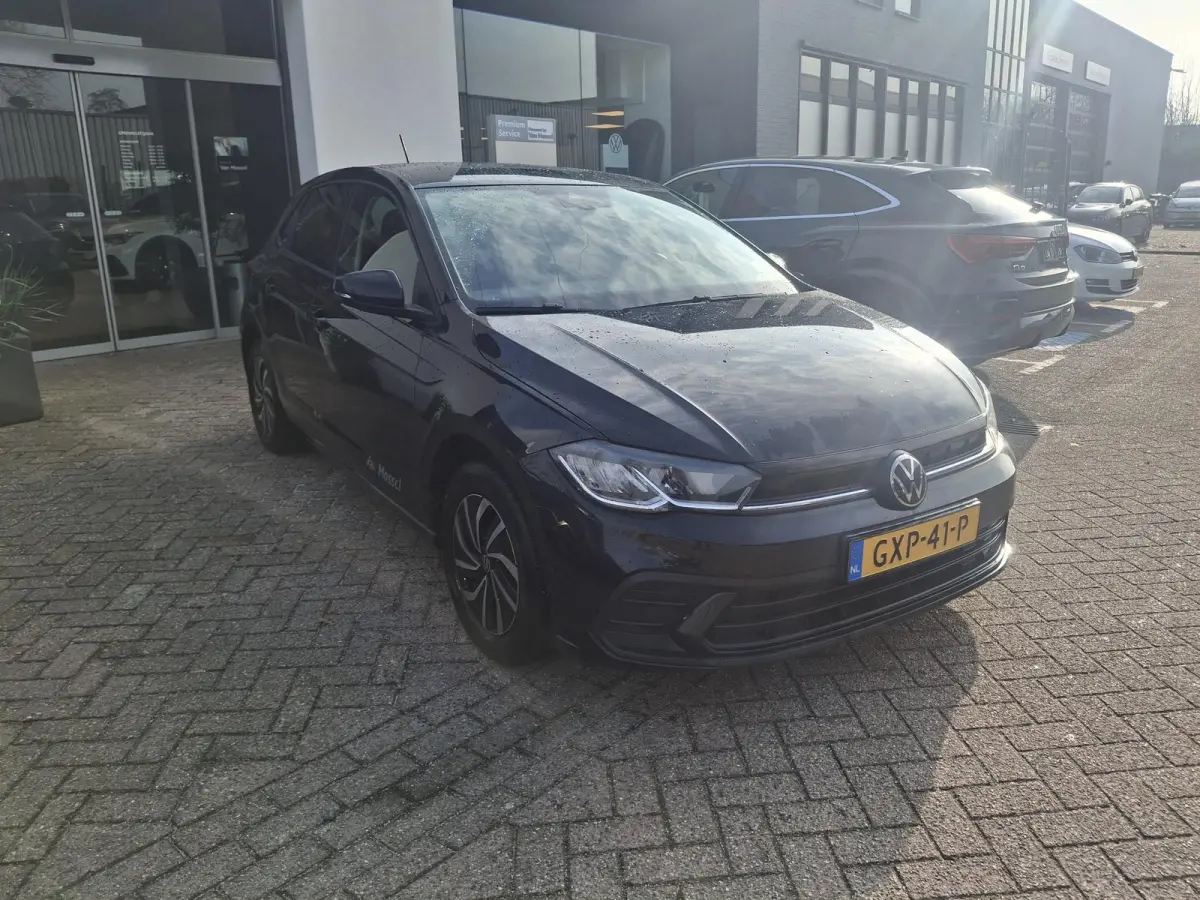 1.0 TSI Life Edition | DEMO | ACHTERUITRIJCAMERA | PARKEERSENSOREN | APPLE CARPLAY / ANDROID AUTO |